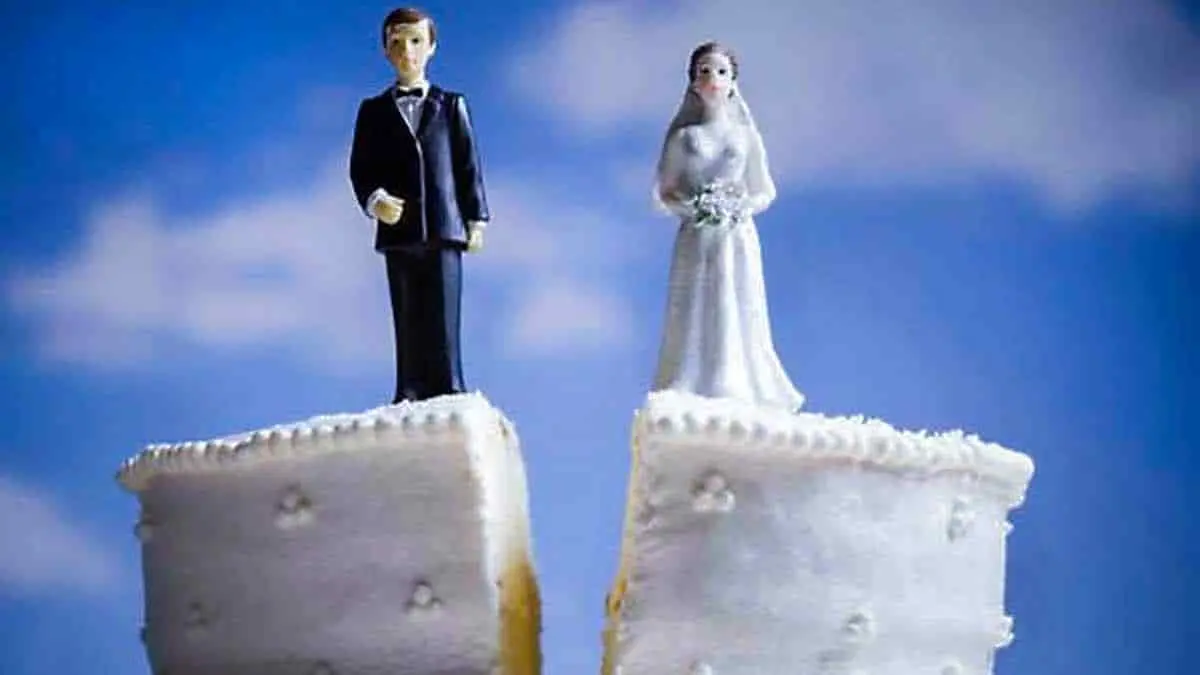 Descubre a su esposo teniendo sexo con invitada durante fiesta de bodas