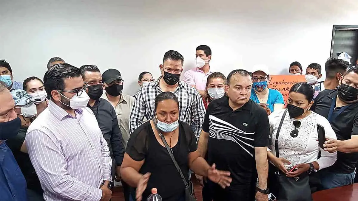 Vecinos enfurecidos toman Palacio Municipal de Hermosillo