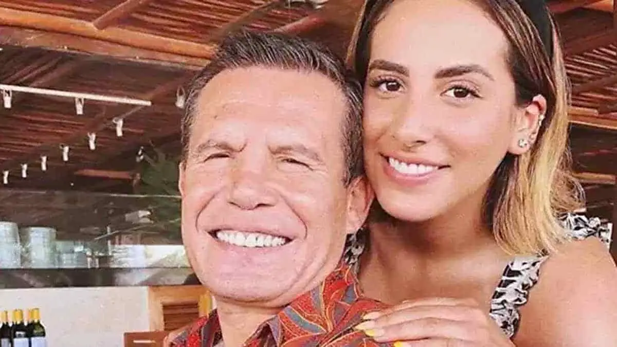 Ojos rojos y mirada perdida, así recuerda Nicole a su padre JC Chávez