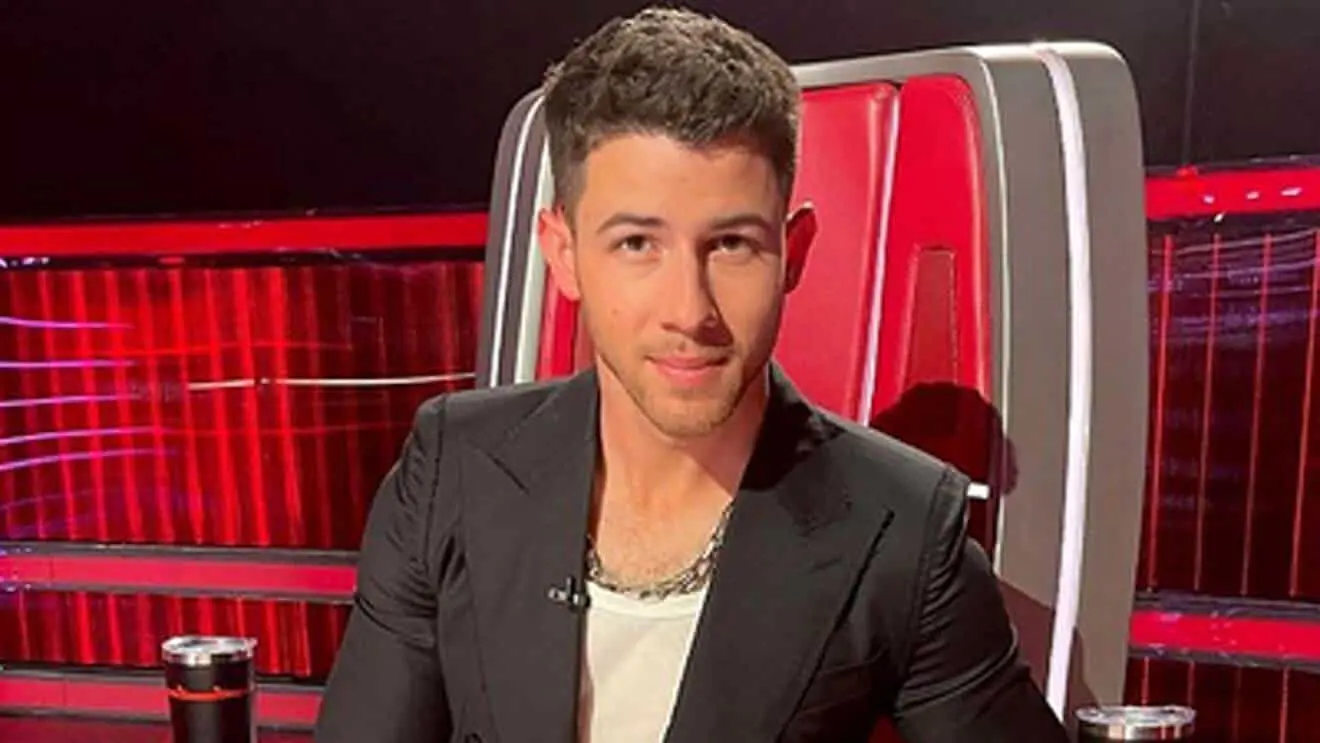 Nick Jonas sufre accidente y lo hospitalizan