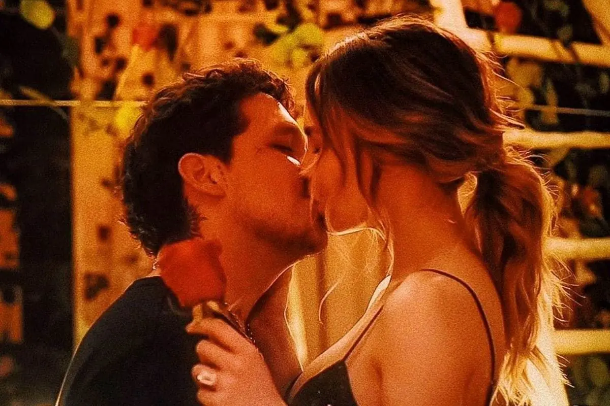Video. ¡Belinda y Christian Nodal se casan!