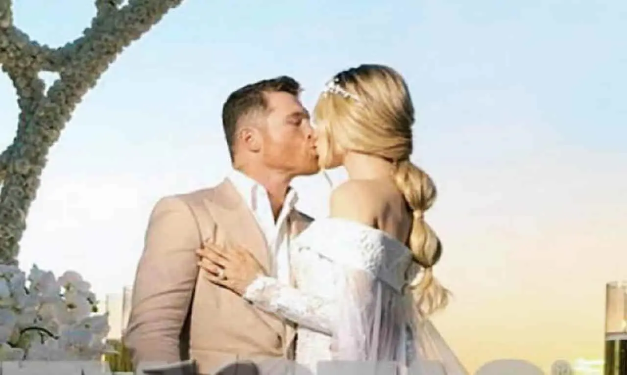 Canelo Álvarez y su esposa Fernanda Gómez disfrutan de su luna de miel