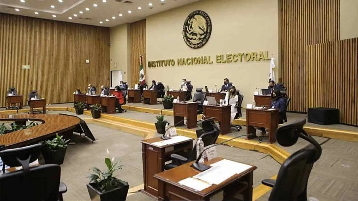 Voto del extranjero por correo superó expectativas, dice INE