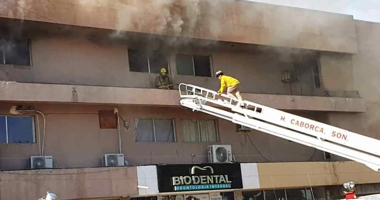 Arde bodega de la AMIC en Caborca