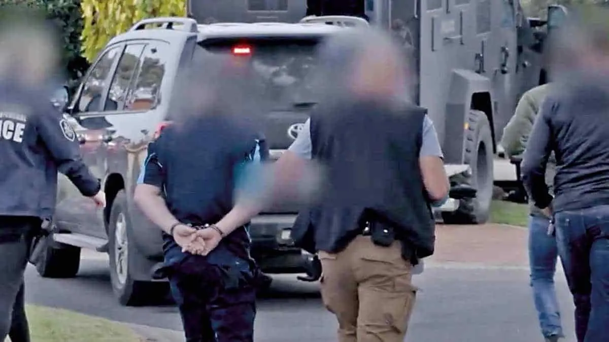 "Trampa digital" del FBI hace caer a 800 narcos
