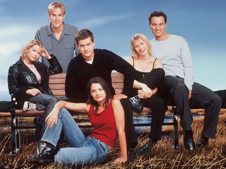 Se suicida escritora de "Dawson´s Creek" tras luchar contra el covid