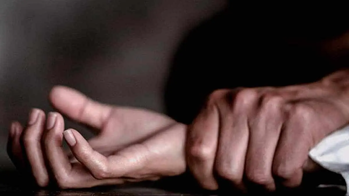 Bestial violación y asesinato de 2 adolescentes a manos de 7 hombres
