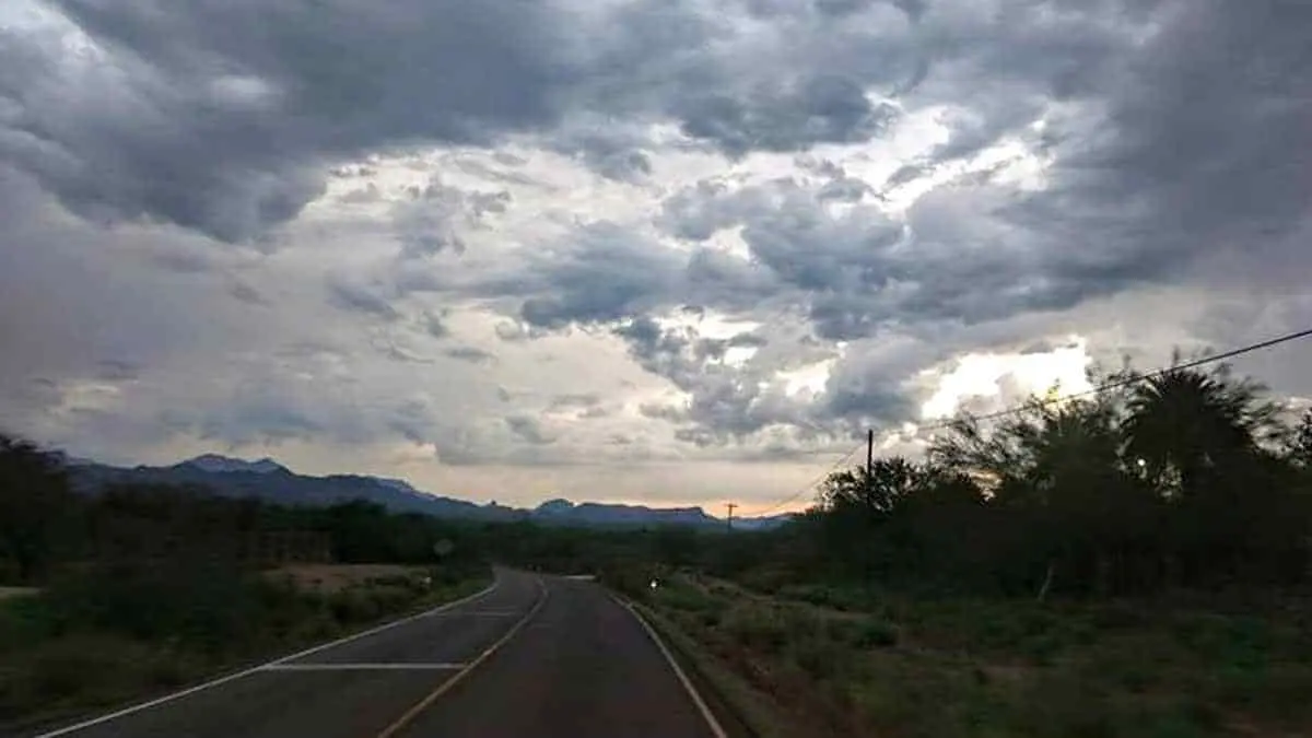 Bombardeo de nubes es costoso e inseguro