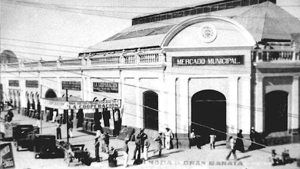 Revisan antiguo Mercado Municipal