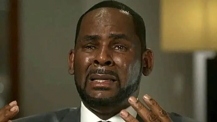 Cambian de cárcel al cantante R. Kelly previo a juicio por delitos sexuales