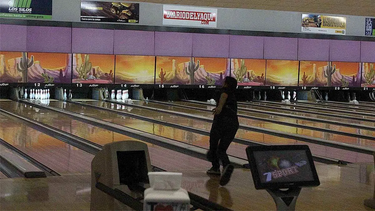 Compadres aspira a clasificar al playoffs de bolos
