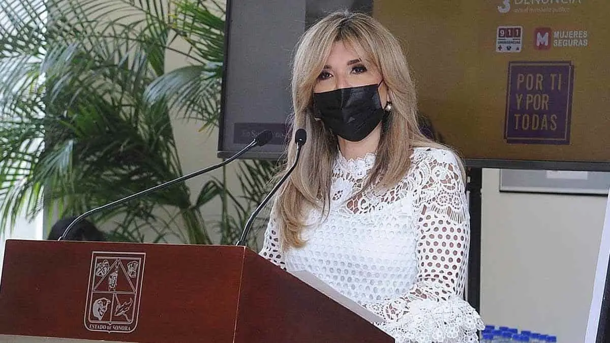 Presentan "Por Ti y por Todas"