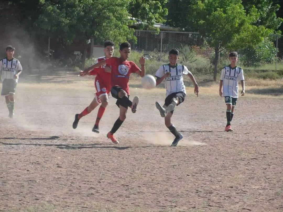 Dominan y mandan en el futbol Menor