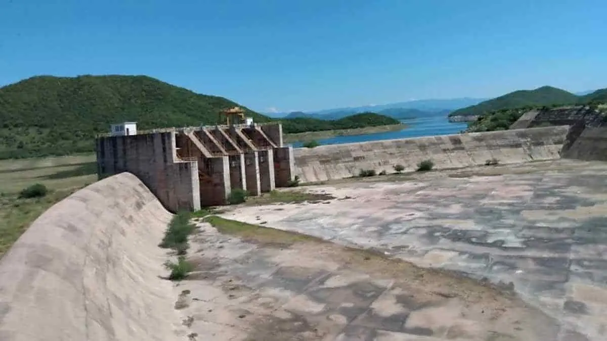 Sigue captando agua la presa Mocúzari