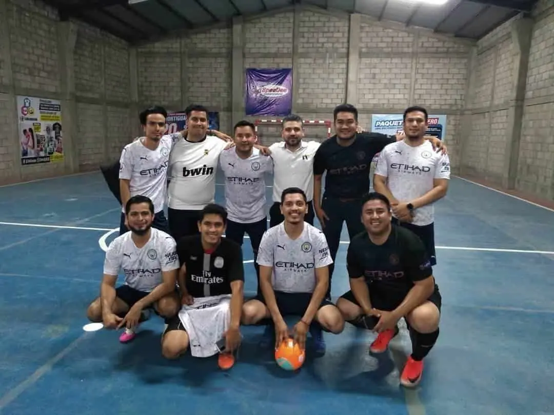 Con paso perfecto, lideran el futbol de Sala de Obregón
