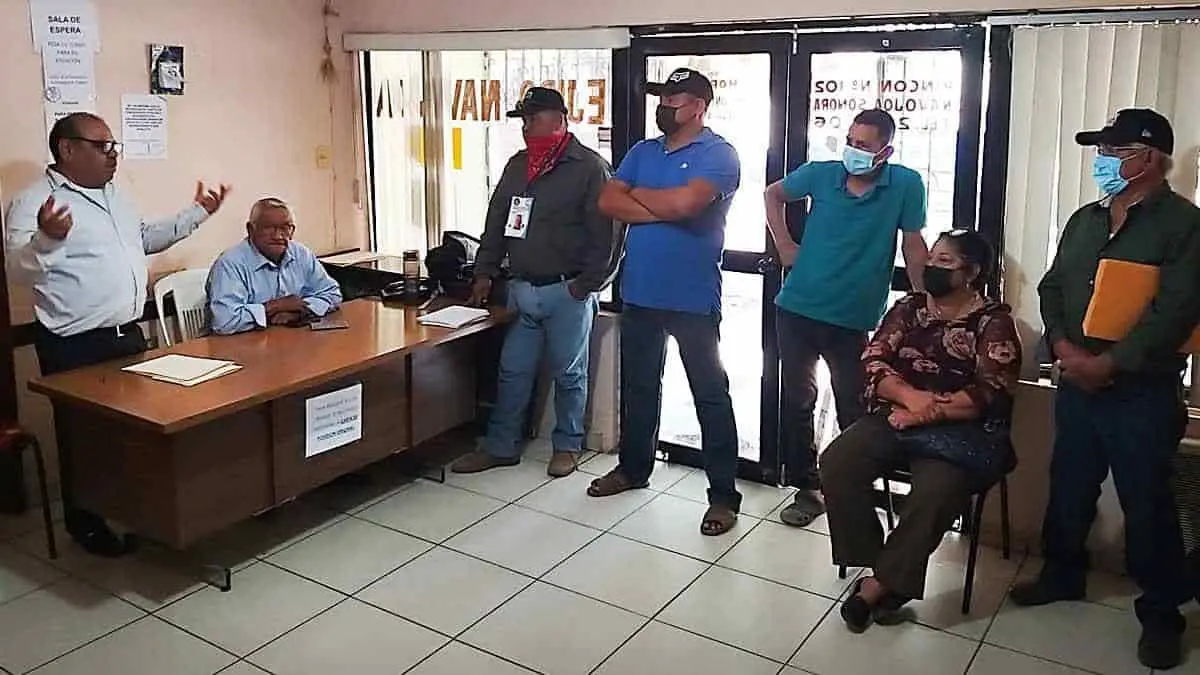 Da el Ejido terreno de kínder a maestra