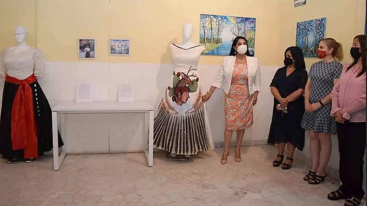 Que presuma obras, no vestidos