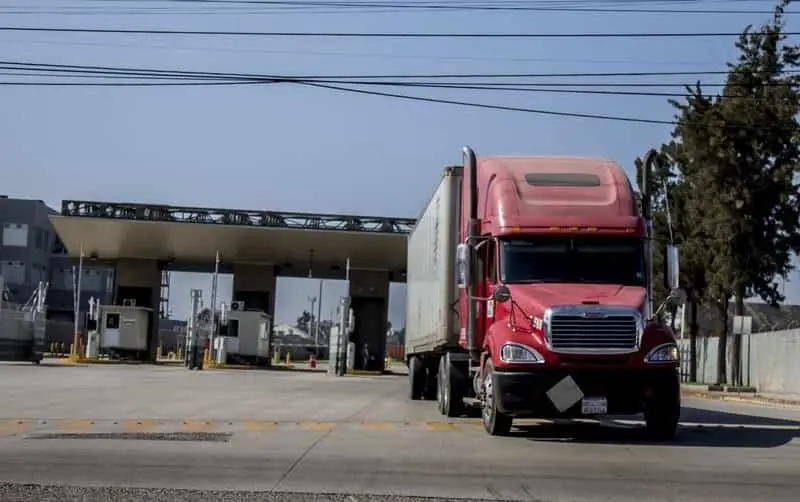 Estados Unidos extiende cierre de fronteras hasta el 21 de agosto