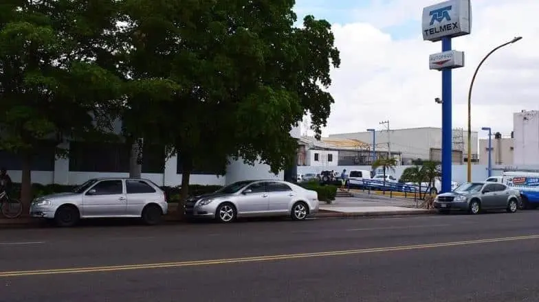 Telefonistas emplazan a huelga