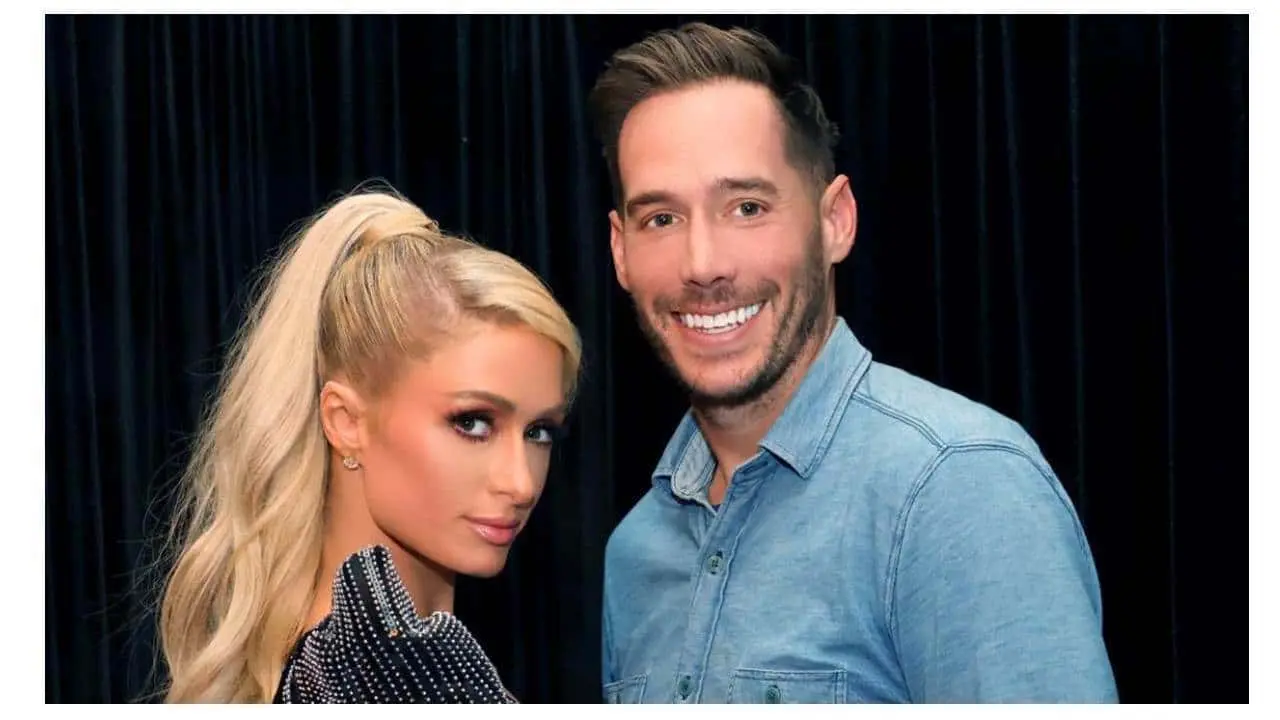 Embarazada Paris Hilton tendrá bebe a sus 40 años