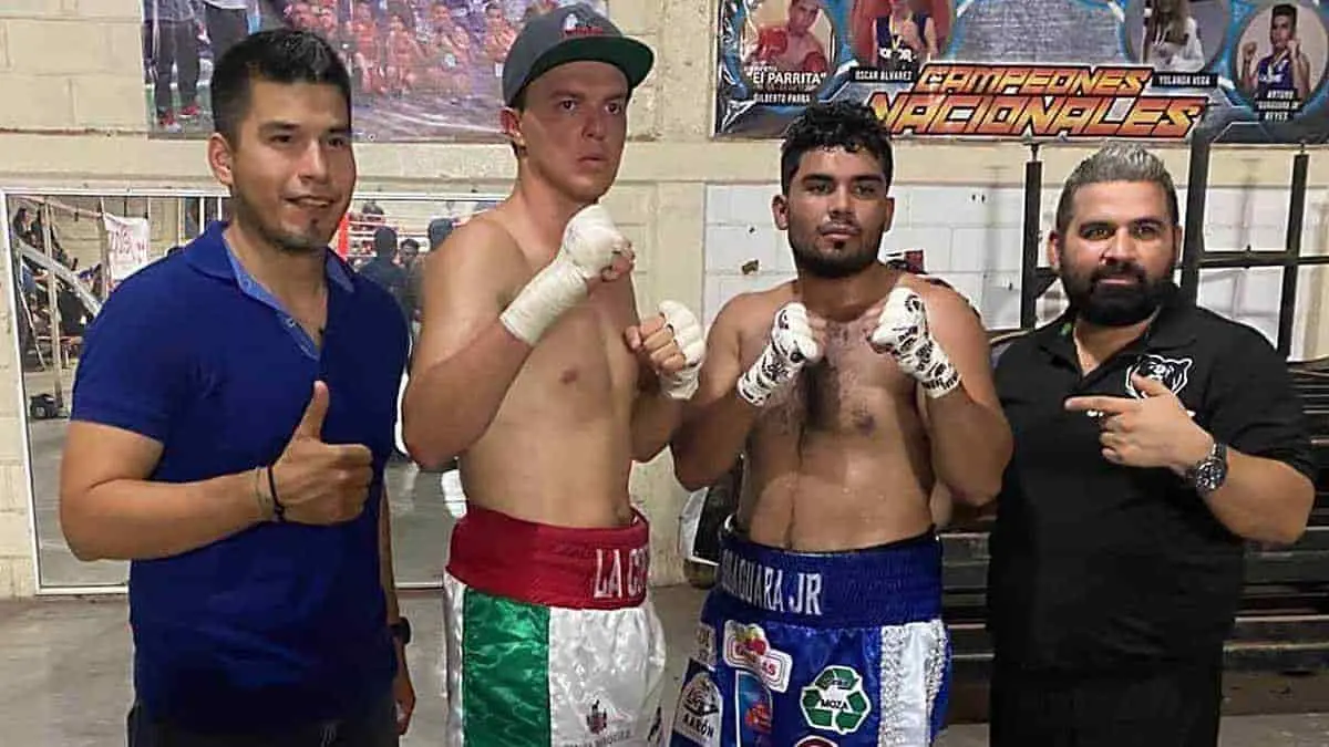 "Guáguara" y "La Cobra" salen con los brazos en alto