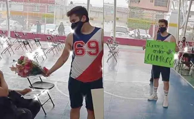 VIDEO. Joven le declara su amor a su amigo mientras esperaban en la fila de vacunación