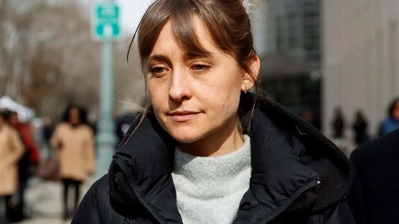 Allison Mack ingresa a la cárcel por caso NXIVM