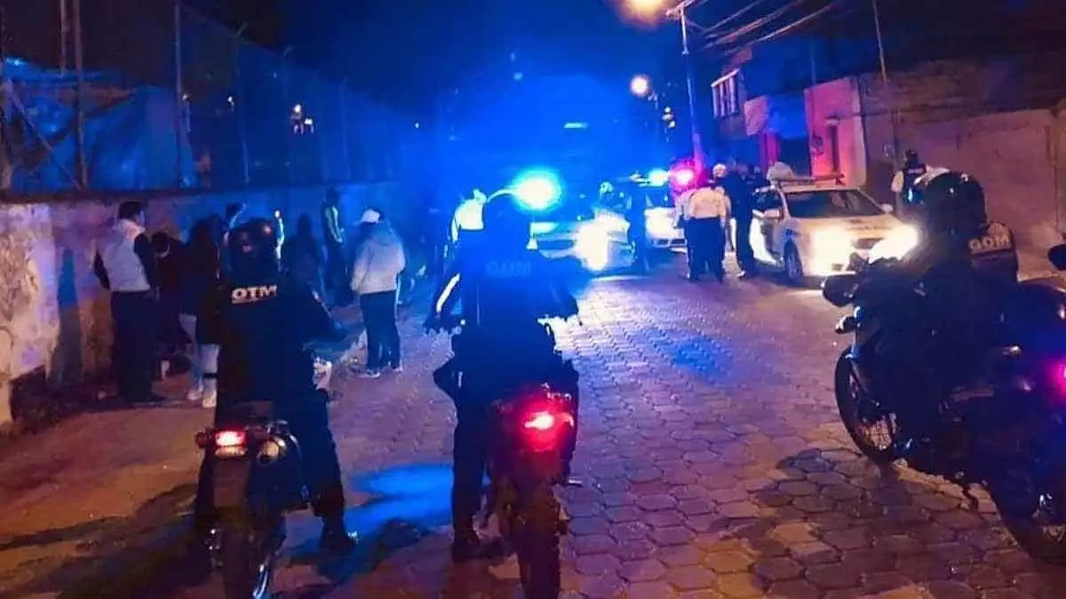 Arrestan a madrastra y padre por tortura y violación de 2 niños