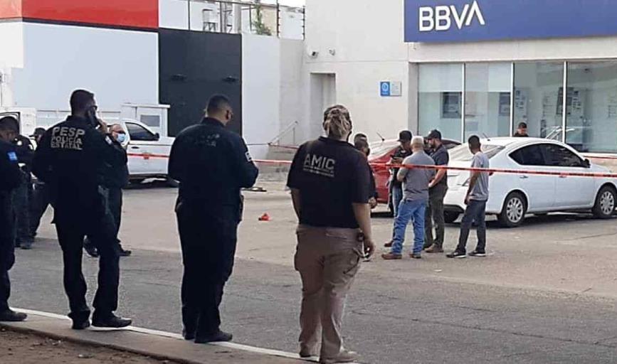 Hombre resulta herido tras un intento de asalto bancario