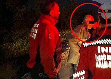 Borracho participa en su propia búsqueda