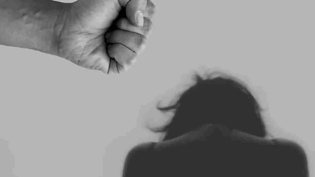 Intenta ahorcar a su pareja en Bahía de Kino