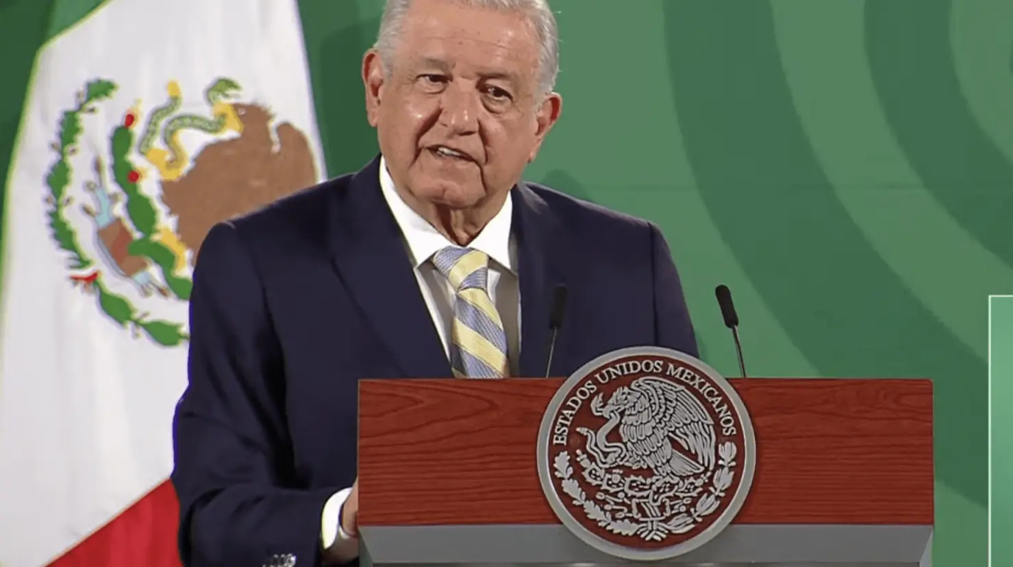 Van a regularizar autos chocolates en México