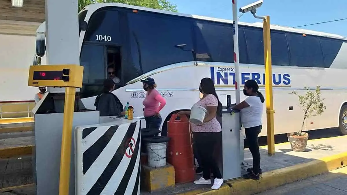 Quieren eliminar casetas de cobro con firmas