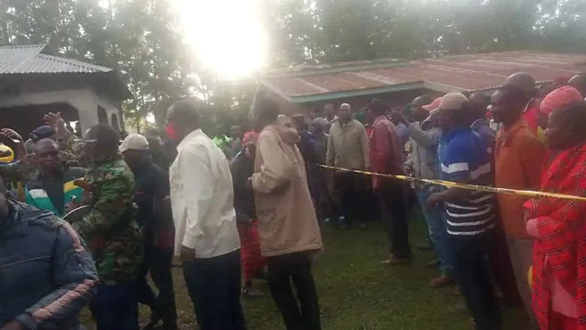 VIDEO: Linchan a asesino serial de niños; les chupaba la sangre