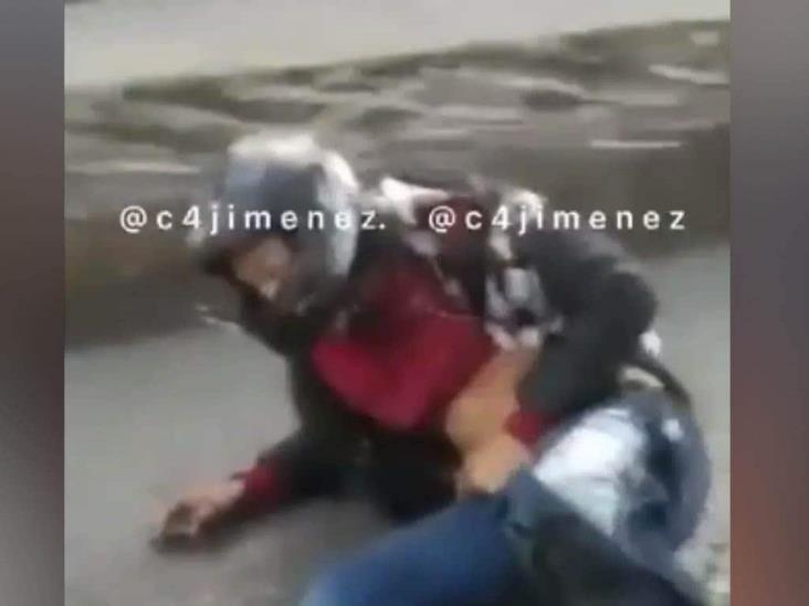 Exhiben como quedó el sicario tras balacera en AICM Exhiben como quedó el sicario tras balacera en AICM