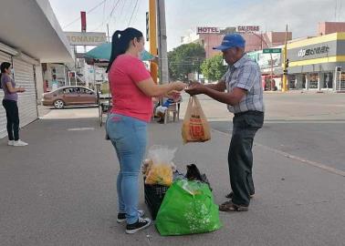 Aprovecha la tierra para proveer a su familia