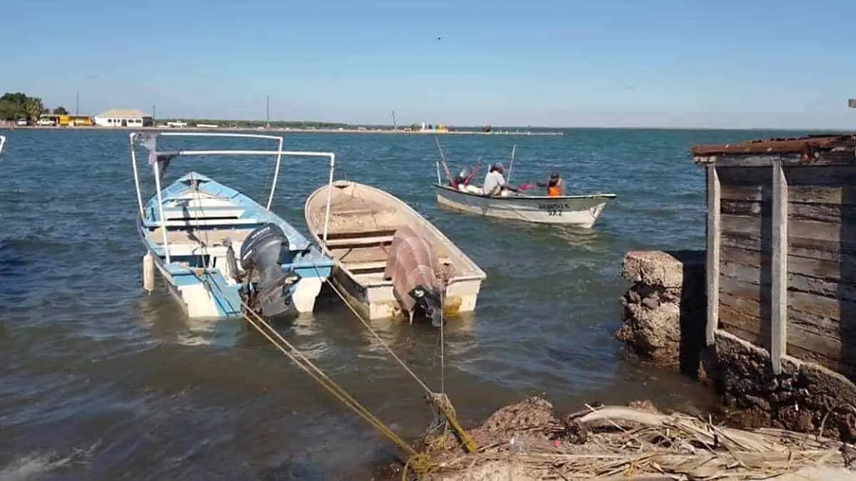 Deudas agobian a los pescadores indígenas