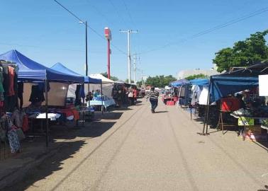 Listos tiangueros para el cruce de la frontera