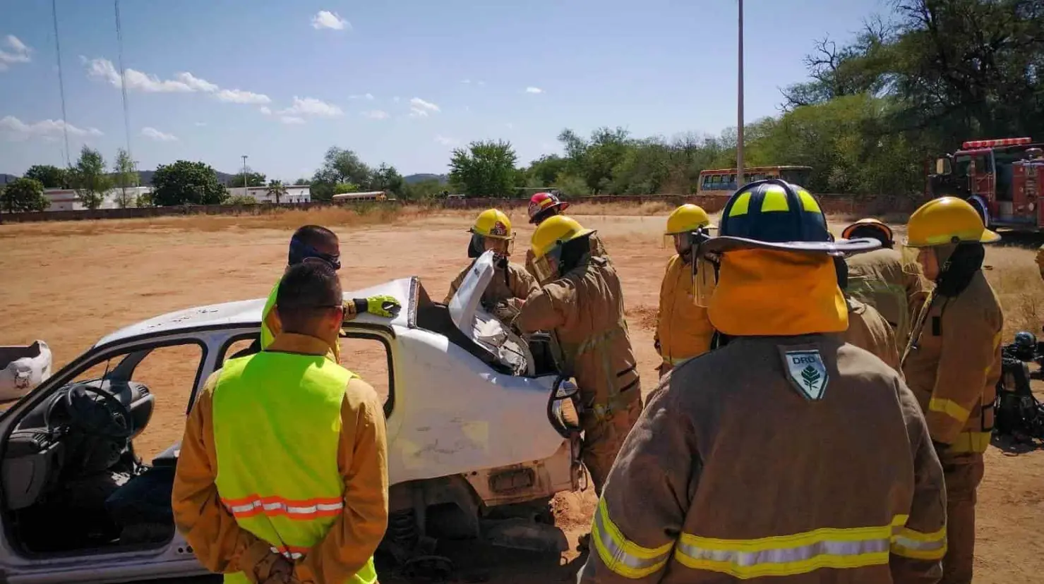 Los más competentes del Noroeste Cuerpo de Bomberos y de PC