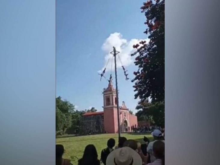 Video.- Cae de 20 metros volador de Papantla Video.- Cae de 20 metros volador de Papantla