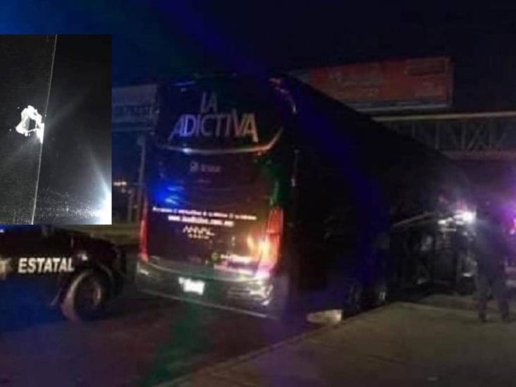 ¡Cumplen amenazas! Balean autobús de Banda Adictiva ¡Cumplen amenazas! Balean autobús de Banda Adictiva