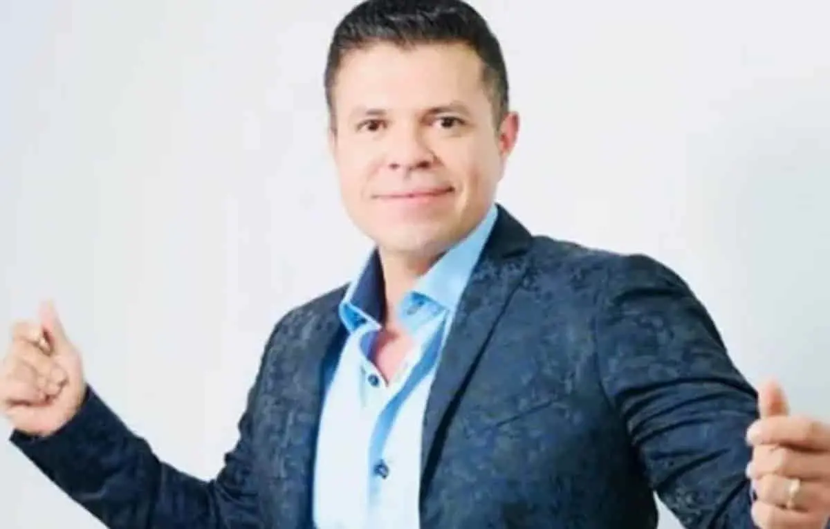 Jorge Medina lleva 8 años engañando a su esposa