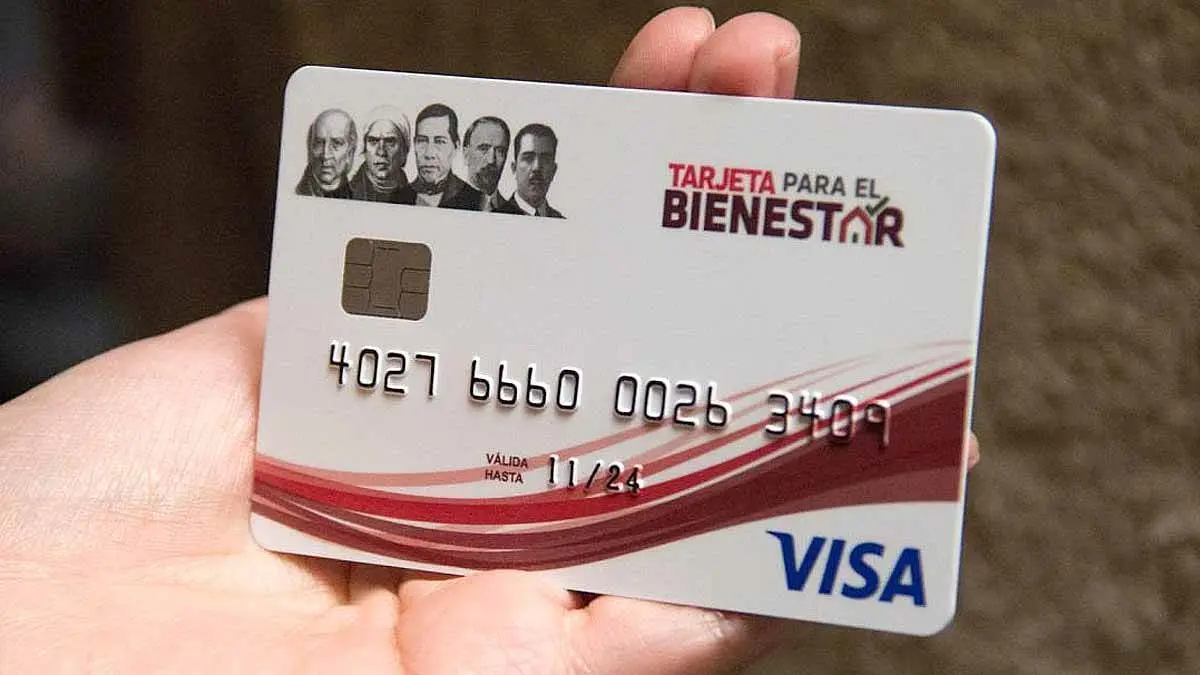 Adulto mayor denuncia burocracia en Bienestar