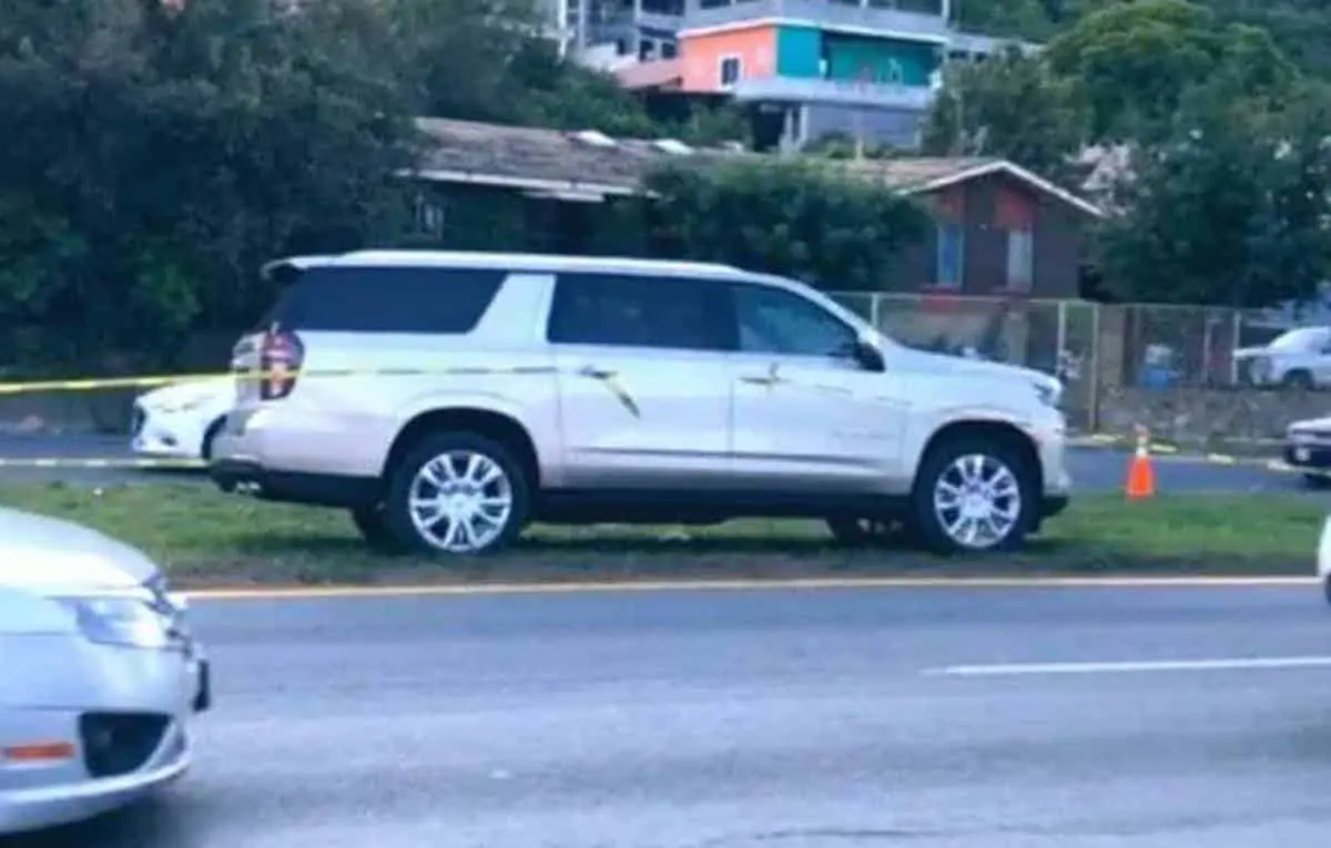 Matan a niño de 5 años; atacan a balazos camioneta de su padre