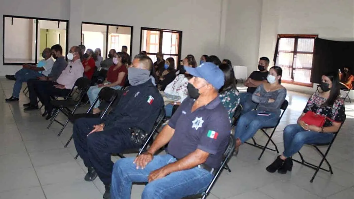 Sigue arraigada la violencia contra la mujer
