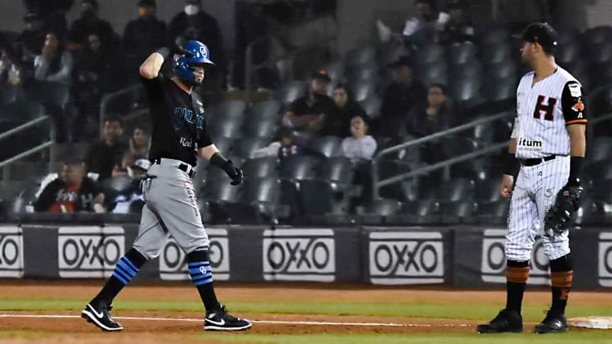 Naranjeros deja a Yaquis como el correcaminos al coyote