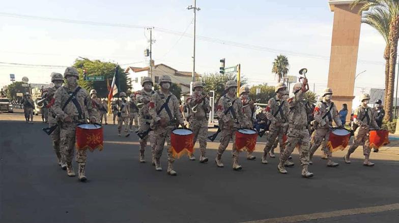 Colorido y concurrido desfile revolucionario en Cajeme