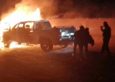 Arde pick up frente al panteón El Polvorín