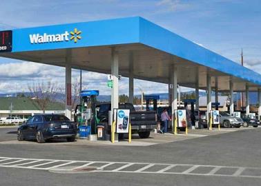 Walmart abrirá gasolinerías en estacionamientos de sus tiendas