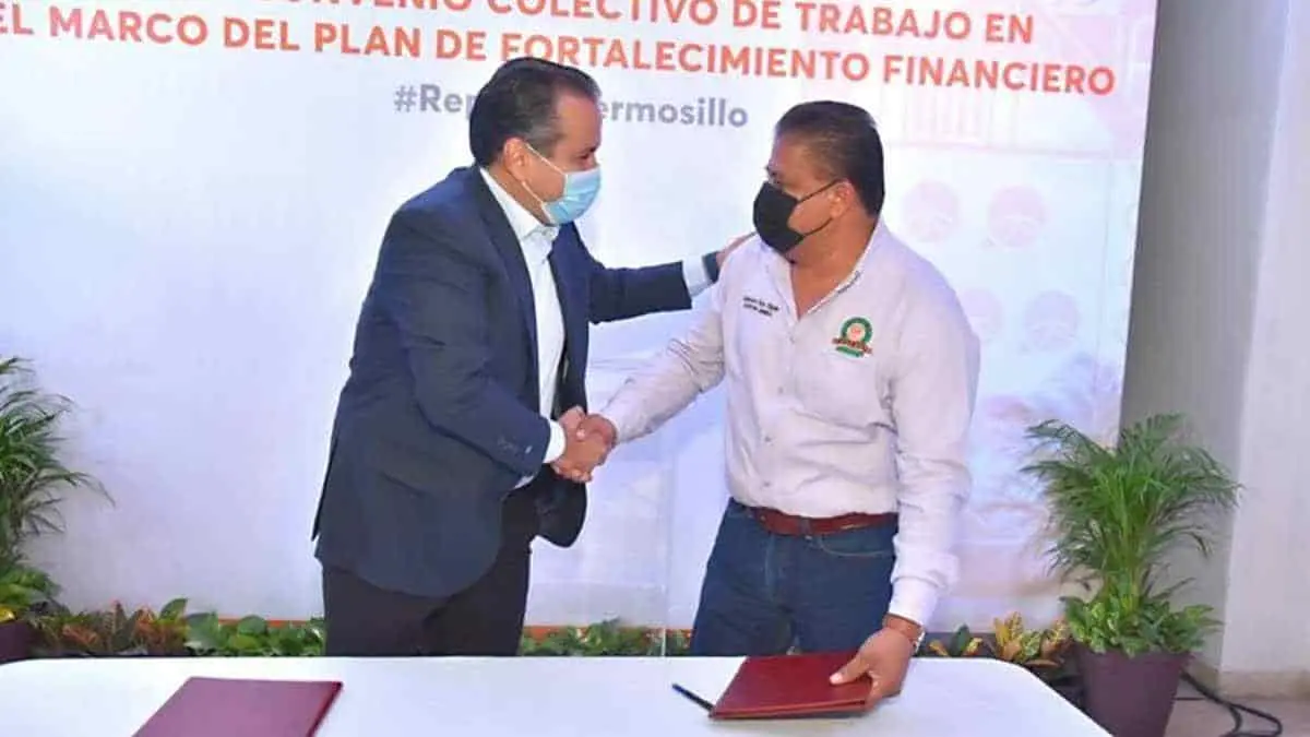 Desconocen trabajadores el contrato colectivo